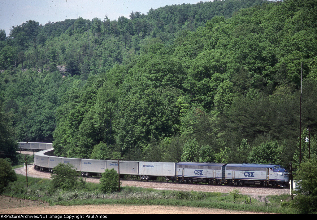 CSX 116 with Xpressrailer roadrailer train